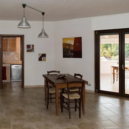 Dependance Reverse Villa Carovigno