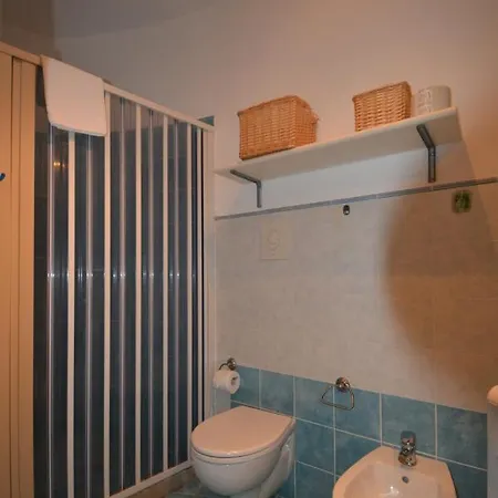 别墅 Dependance Reverse *