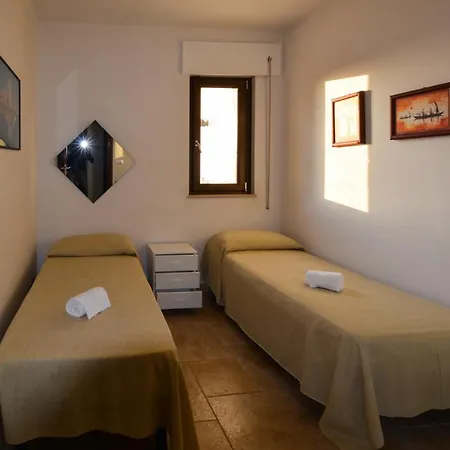 别墅 Dependance Reverse